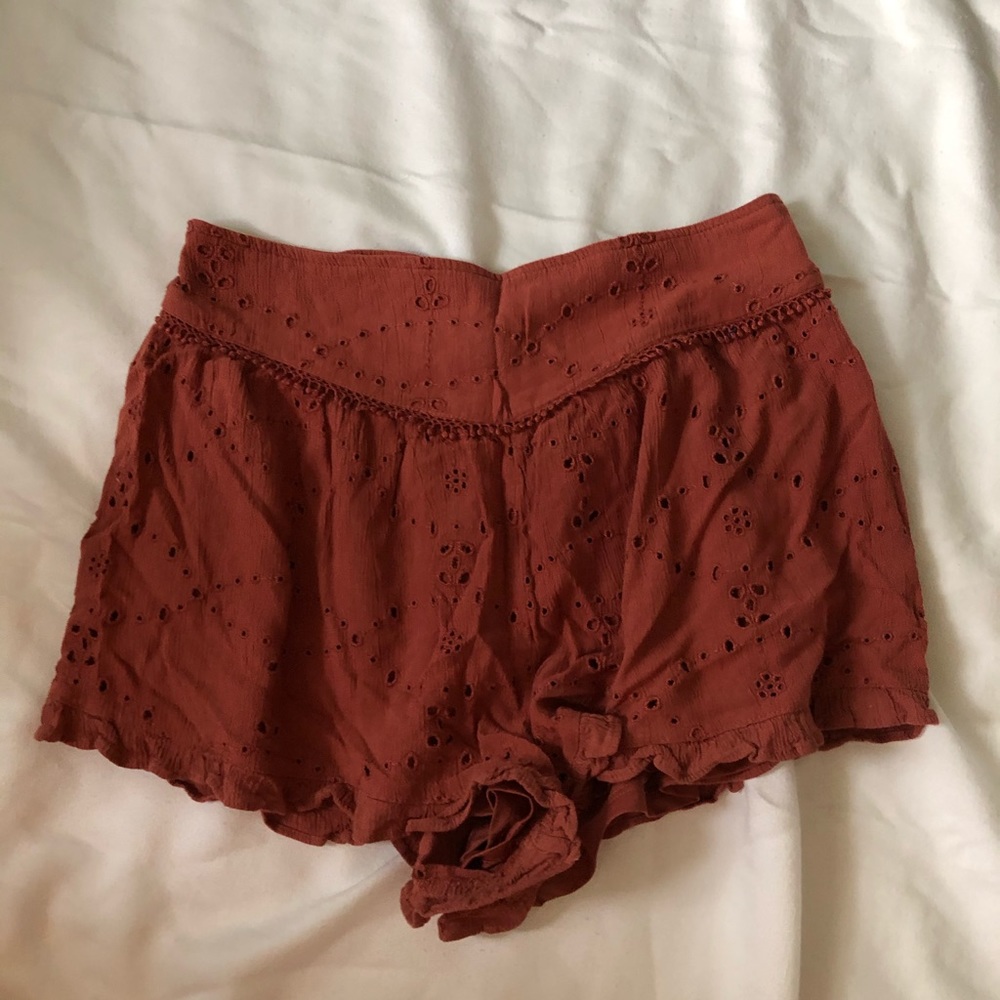 Coral flower pedal shorts